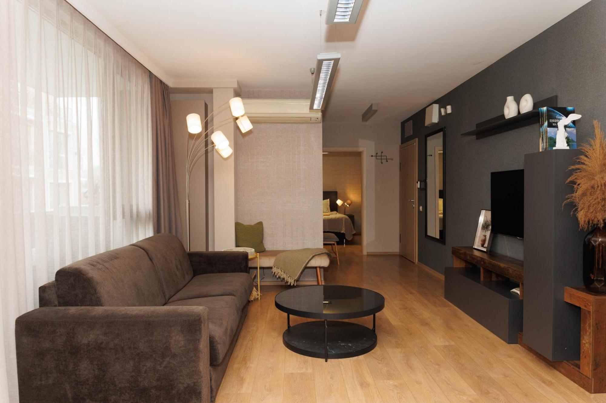 City Center Apartments With Parking Plovdiv Eksteriør bilde