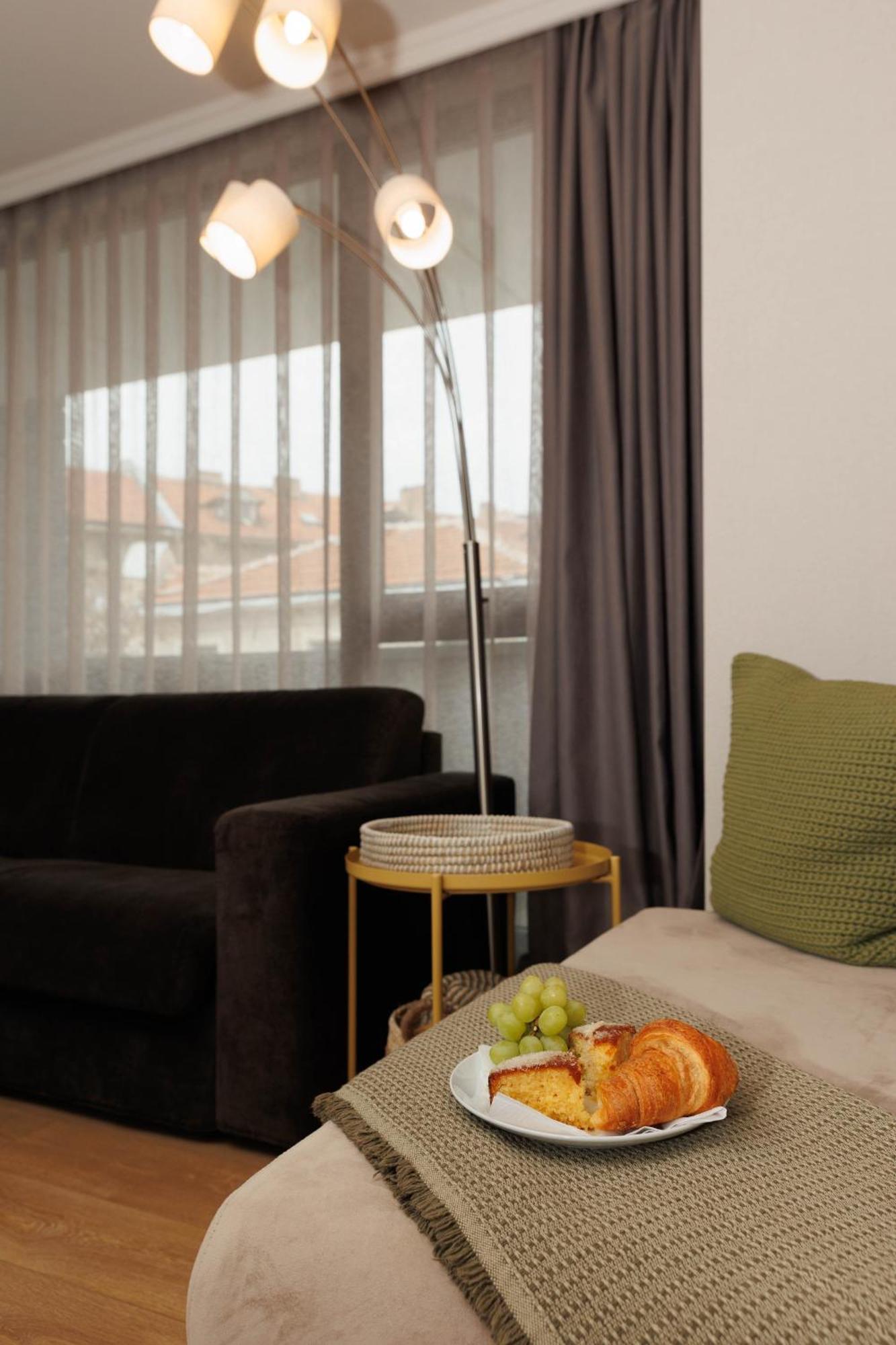 City Center Apartments With Parking Plovdiv Eksteriør bilde